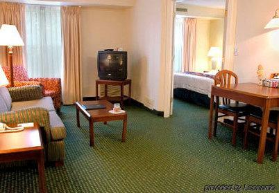Gatehouse Suites East Lansing Cameră foto